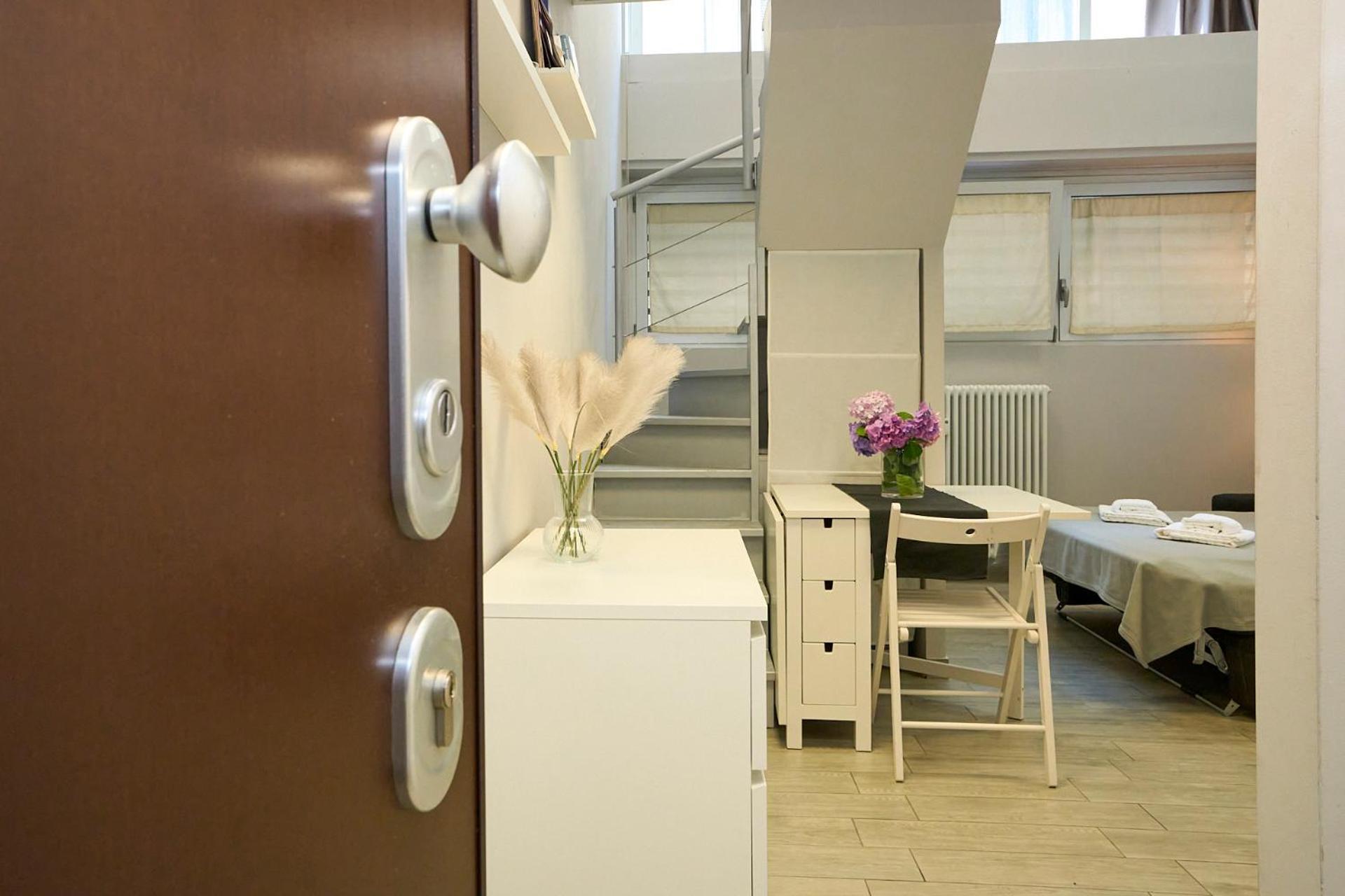 Design White Loft - Ac Wifi 10 Minutes From Duomo Apartment Milano Ngoại thất bức ảnh